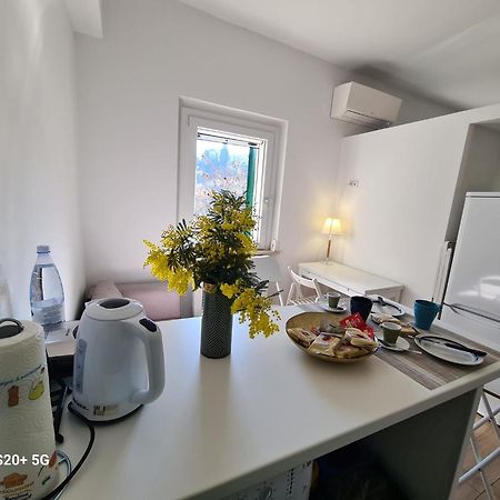 Galteri Housing 2 Appartamento Centro Storico Vicino Arco Etrusco Perugia Eksteriør billede